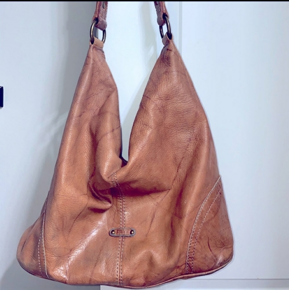 Frye Handbags - FRYE CAMPUS LEATHER HOBO BAG